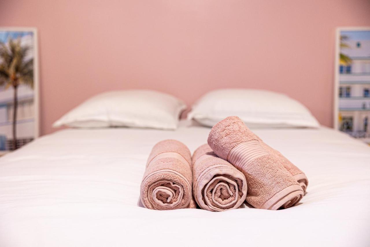 La Vie En Rose - Appartement Cosy - Centre Ville Auch Esterno foto